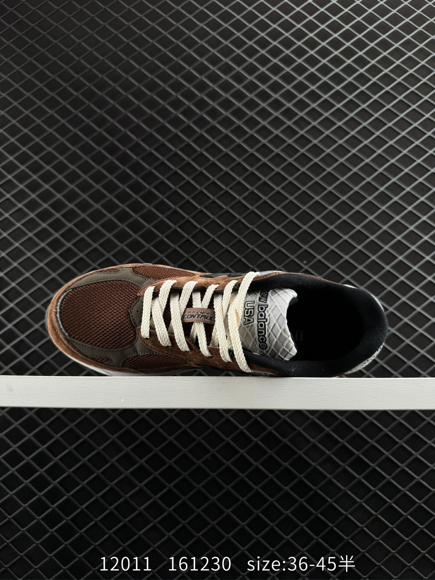 New Balance Made in USA M990V3